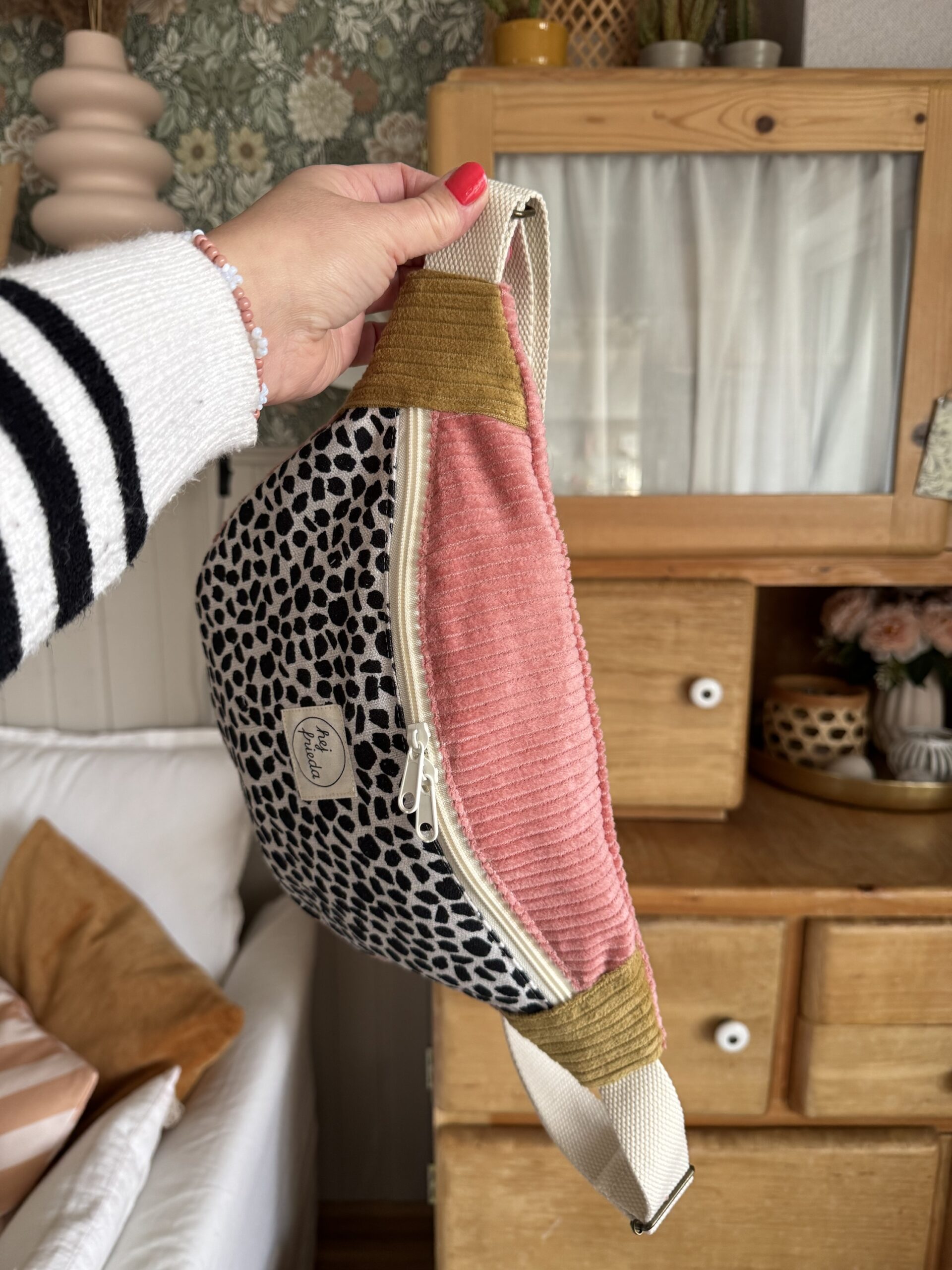 HEDI Hipbag Colorblock Cord Leo/rosa/senf – Bild 5
