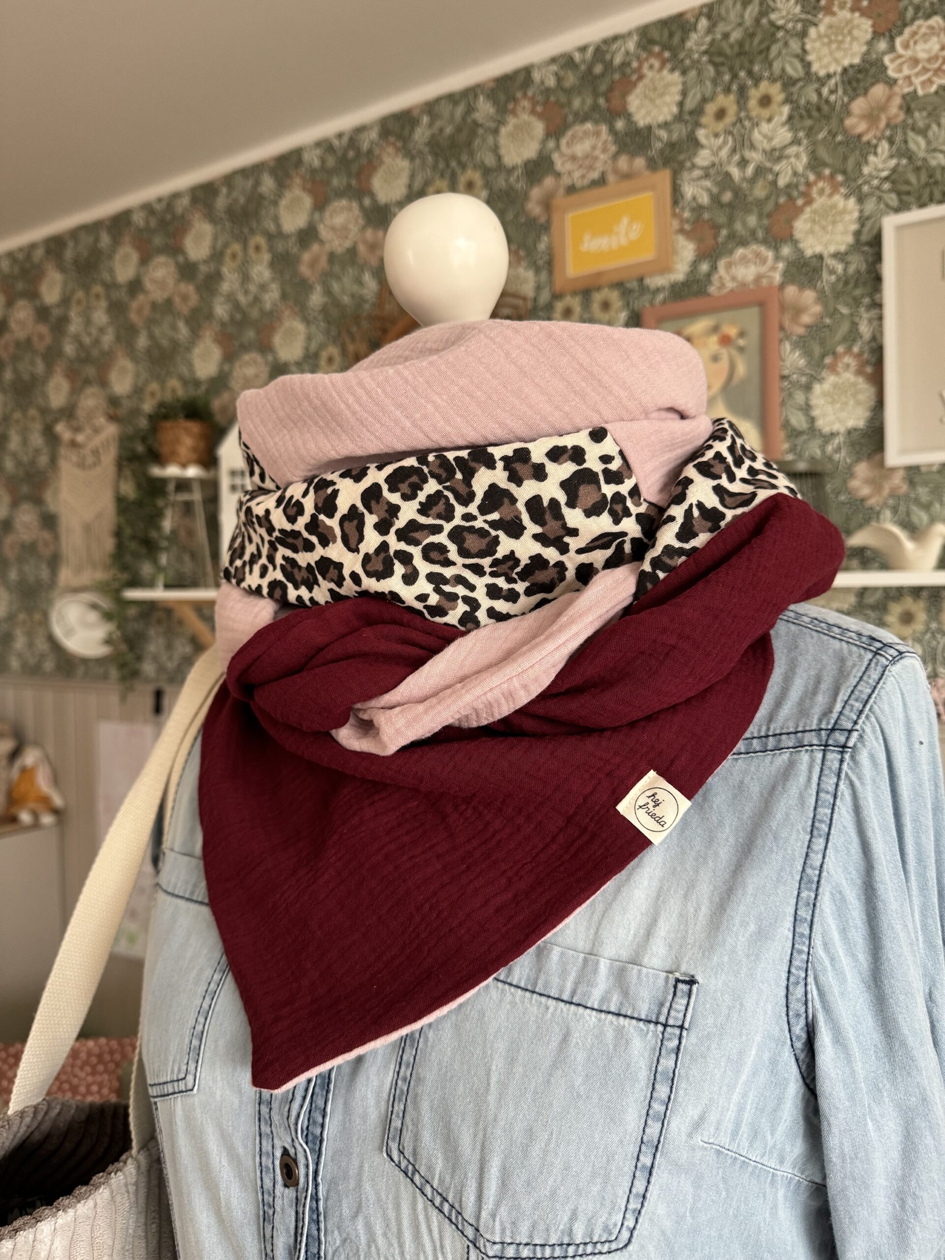 HANNA Musselintuch XL Colorblocking altrosa/Leo/bordeaux – Bild 2