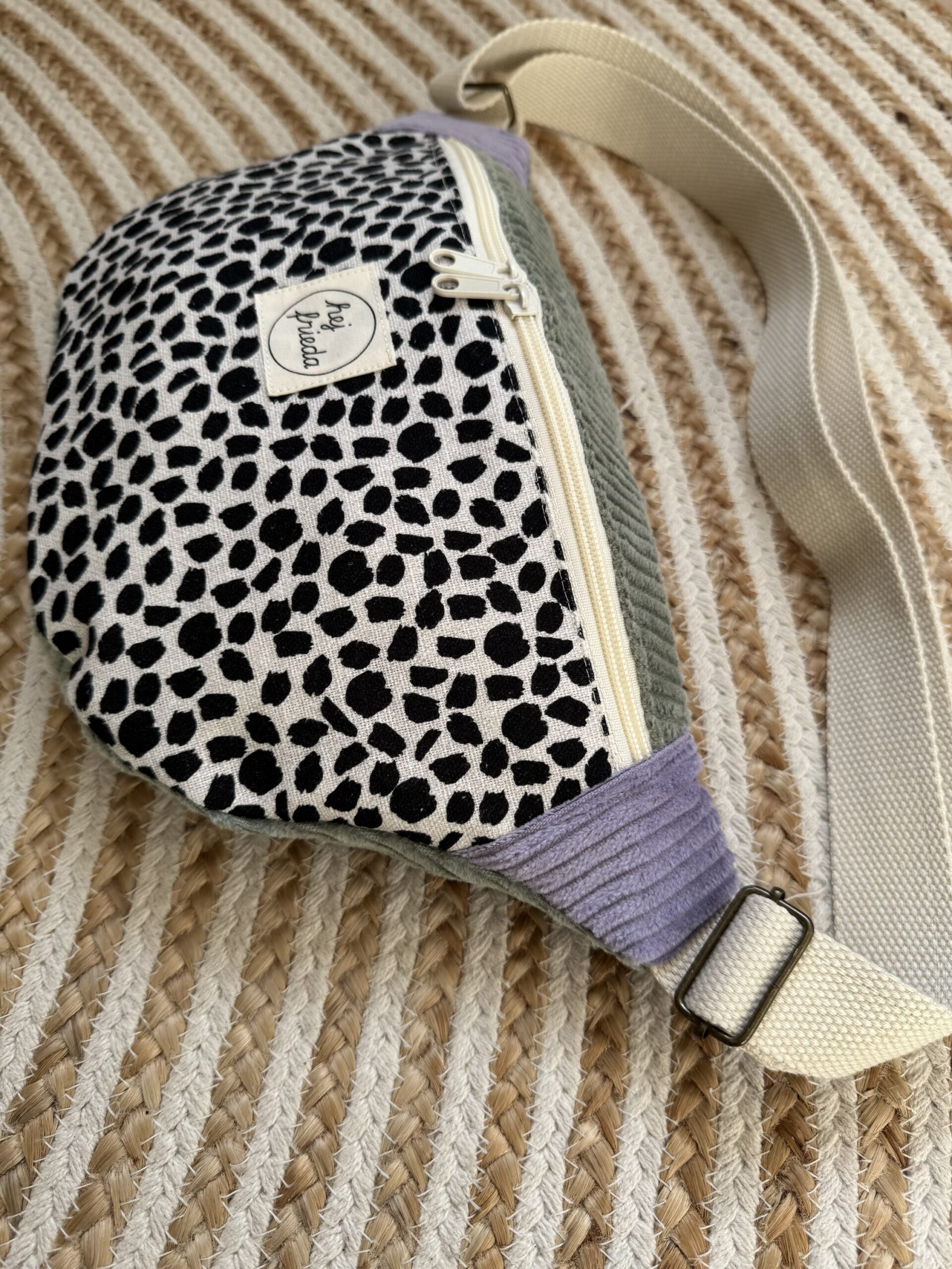 HEDI Hipbag Colorblock Cord Leo/salbei/flieder – Bild 5