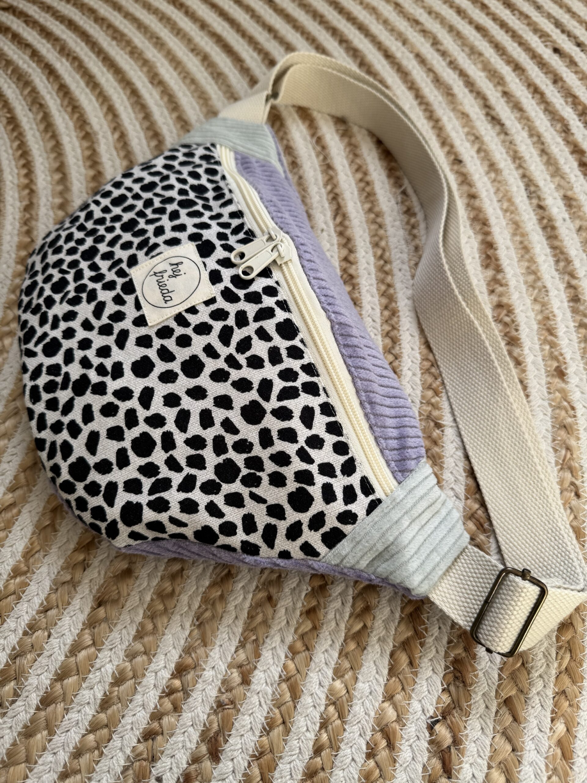 HEDI Hipbag Colorblock Cord Leo/flieder/mint – Bild 5