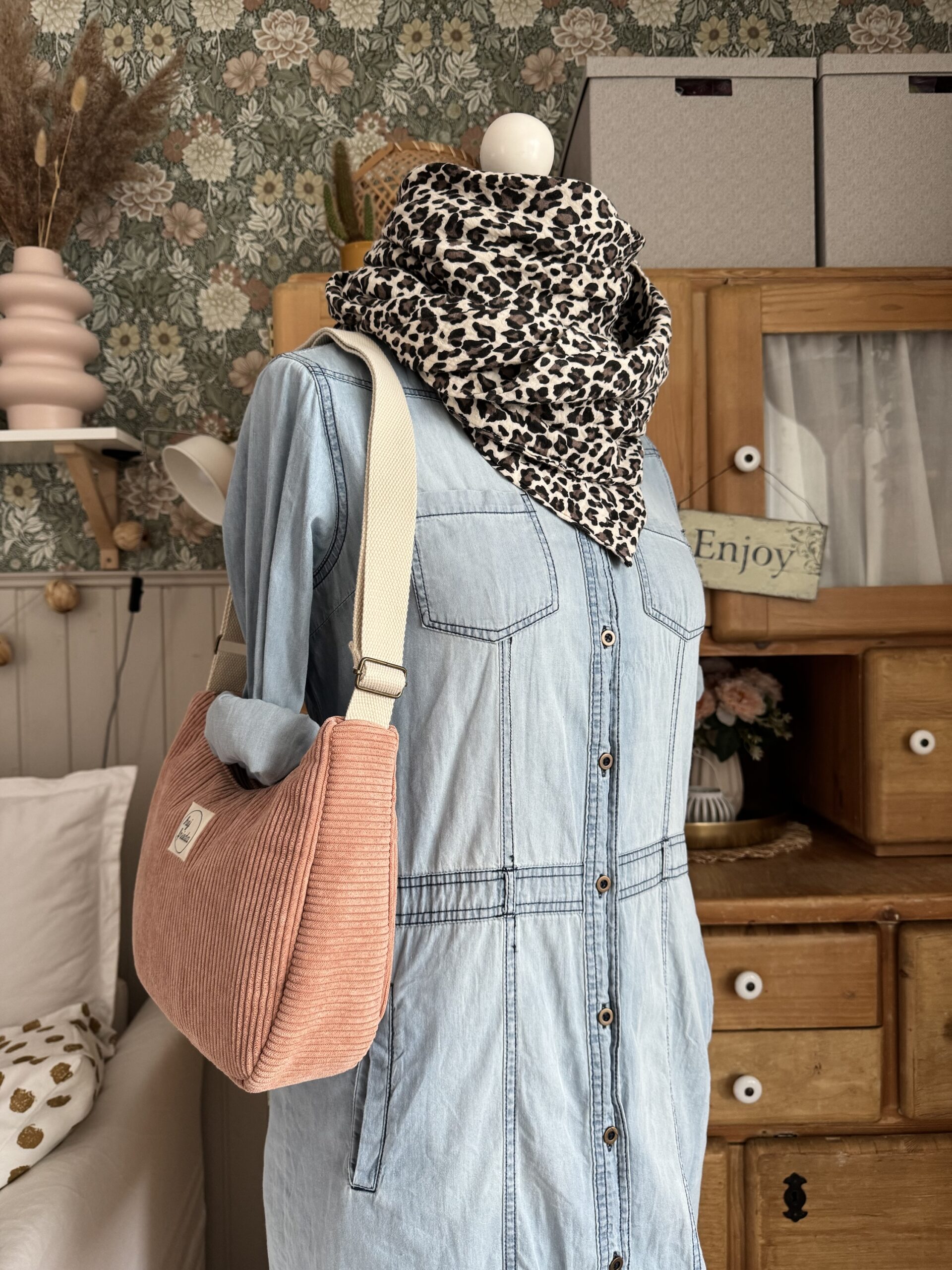 MAJA Crossbody-Bag Cord rosé – Bild 9