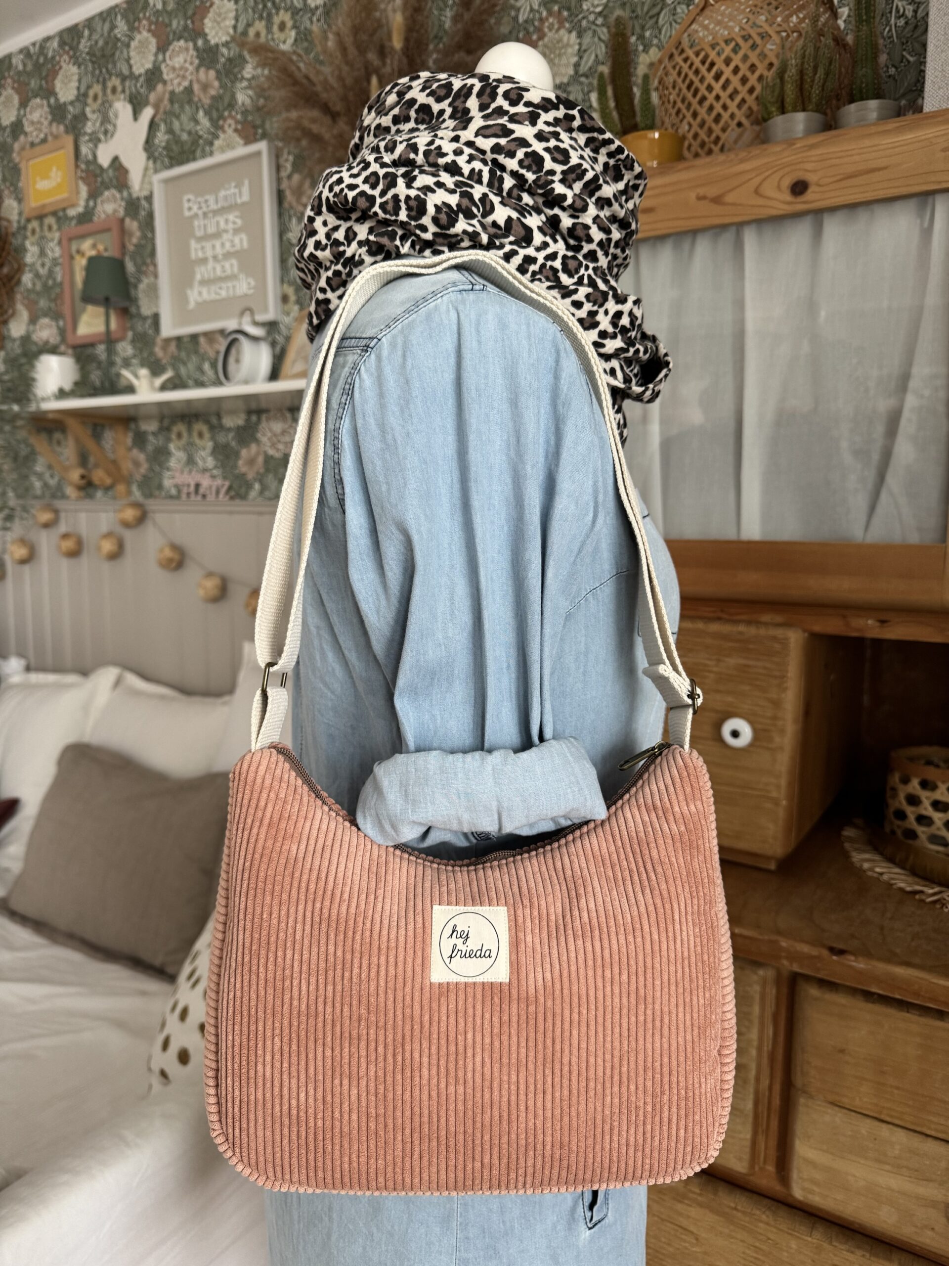 MAJA Crossbody-Bag Cord rosé – Bild 14