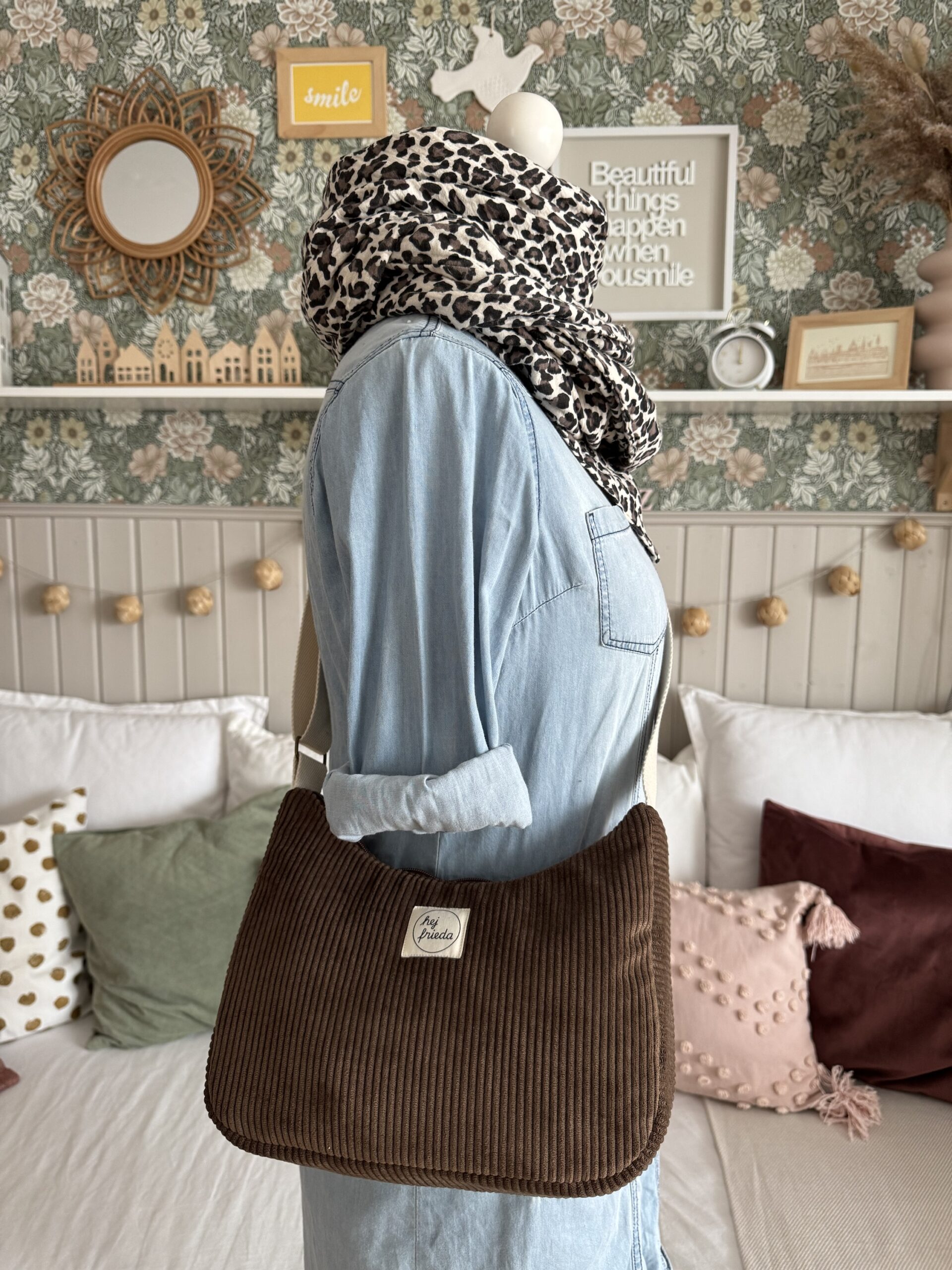 MAJA Crossbody-Bag Cord dunkelbraun – Bild 13