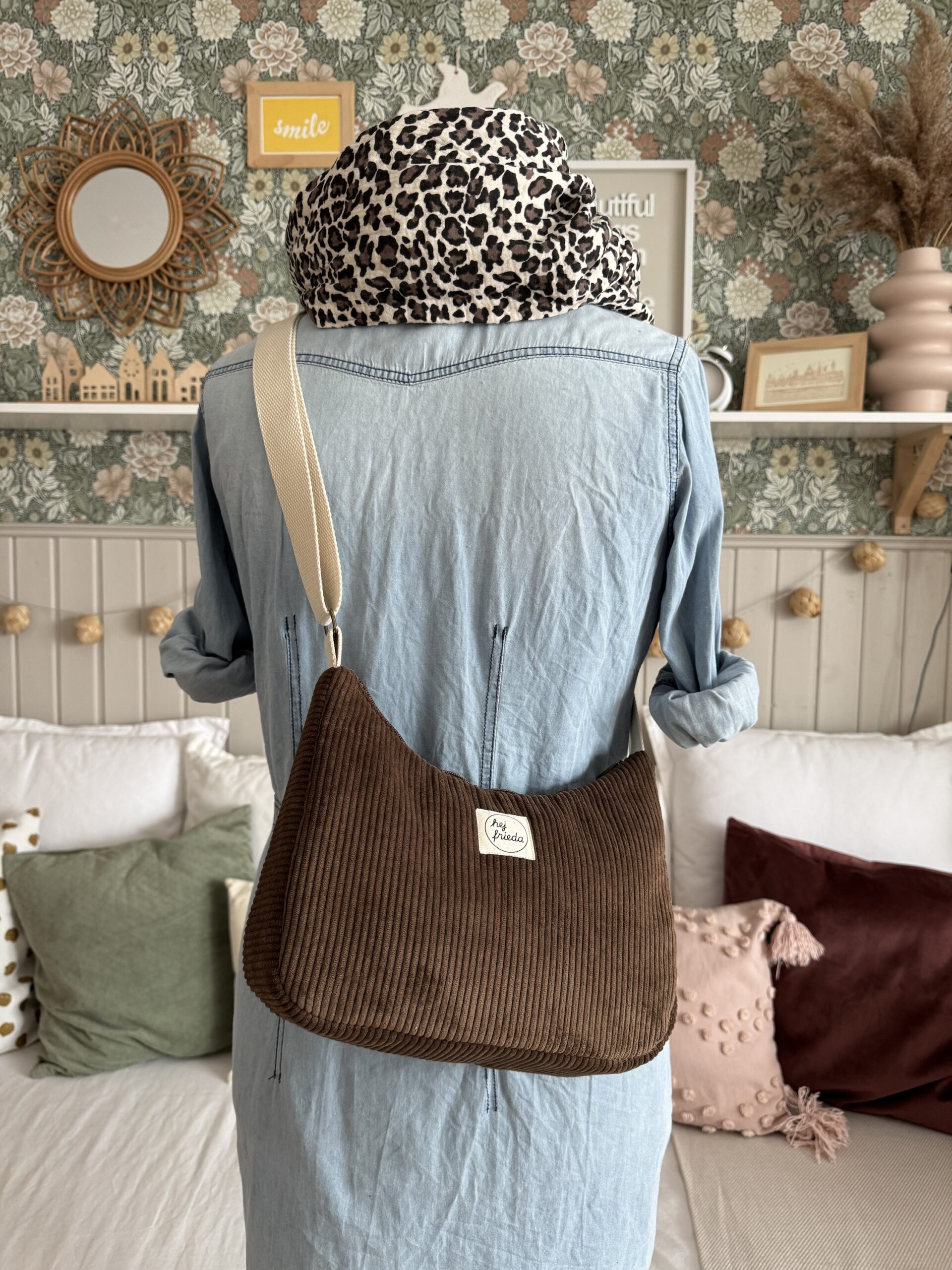 MAJA Crossbody-Bag Cord dunkelbraun – Bild 14