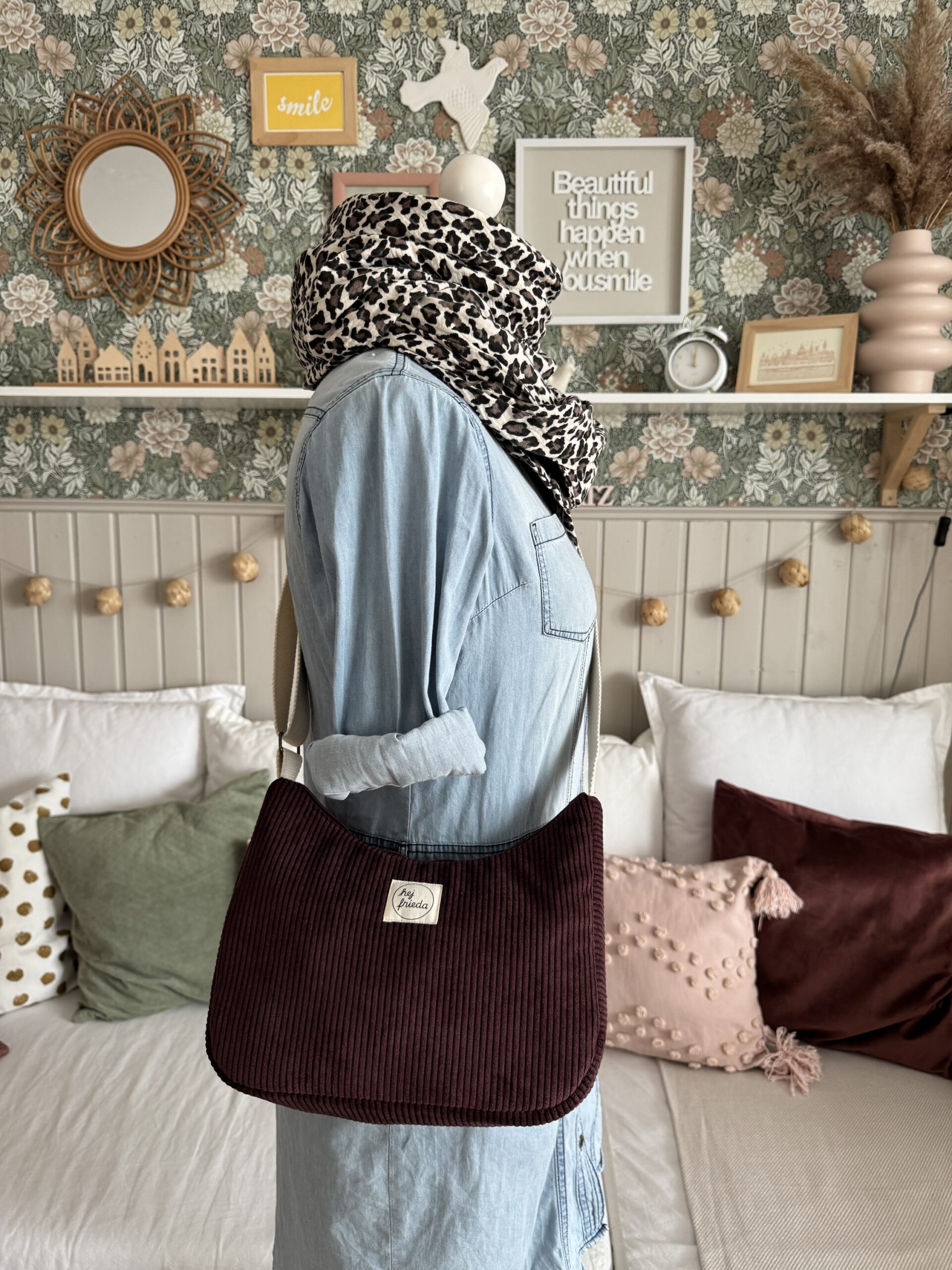 MAJA Crossbody-Bag Cord beere – Bild 14