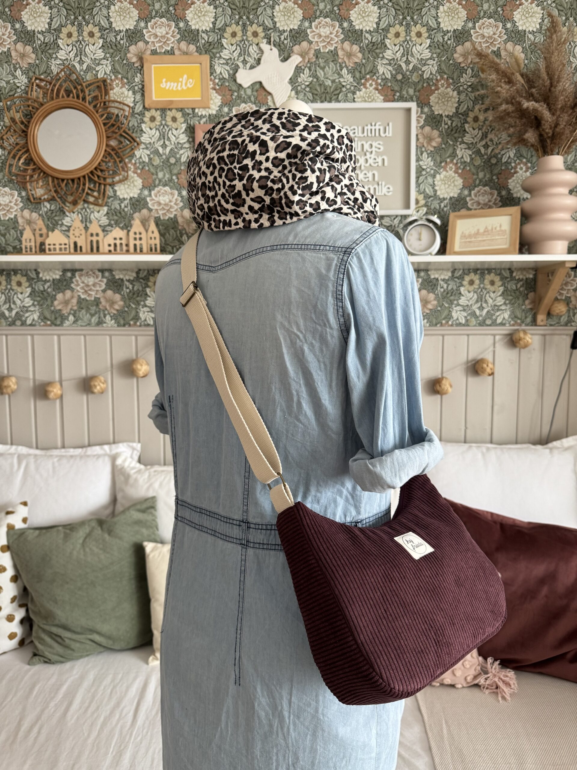 MAJA Crossbody-Bag Cord beere – Bild 15