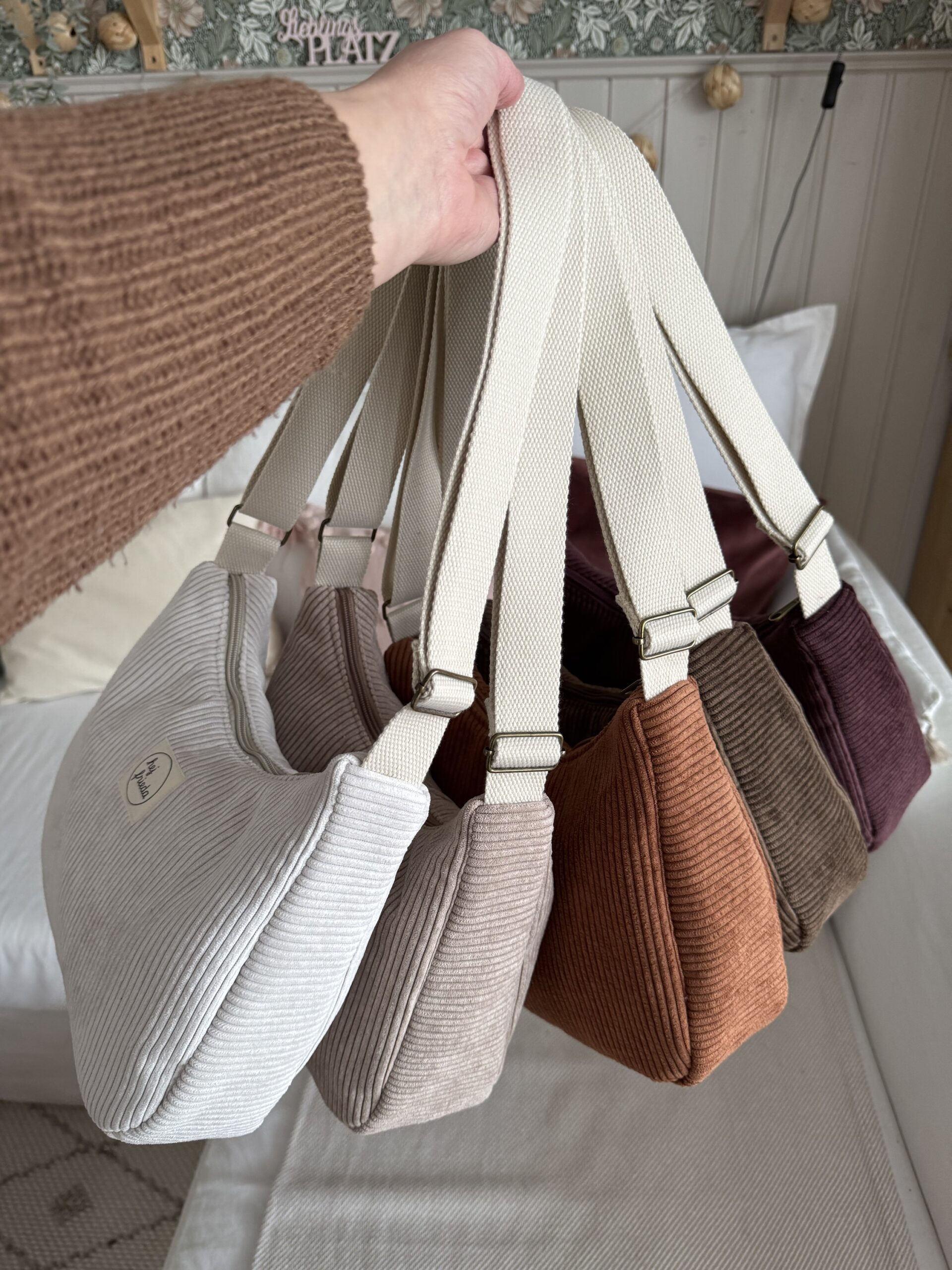 MAJA Crossbody-Bag Cord beere – Bild 23