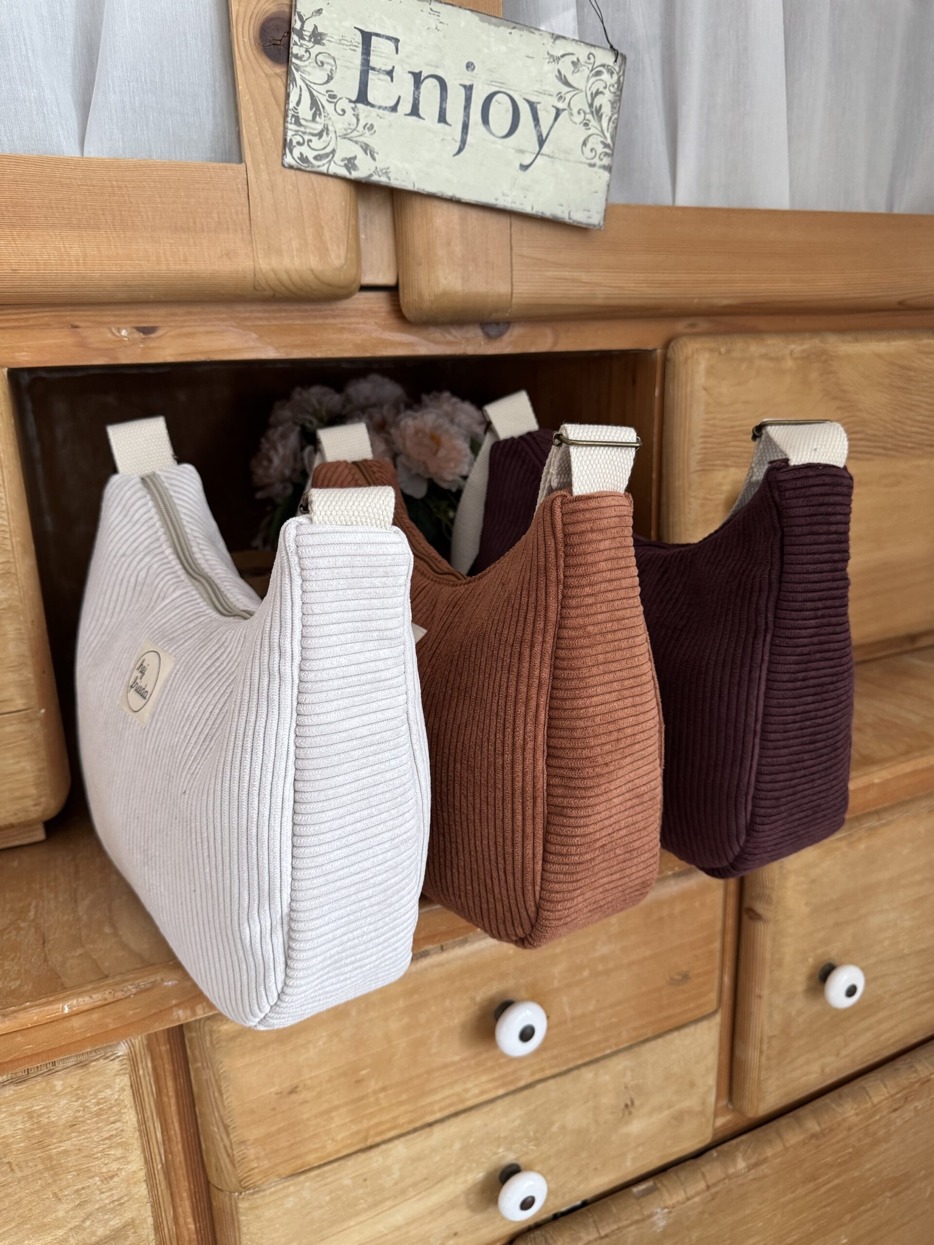 MAJA Crossbody-Bag Cord beere – Bild 22